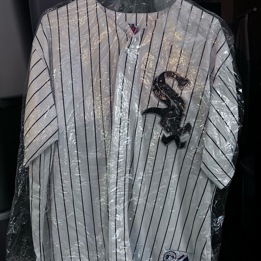 White Sox Baseball Garland Jersey
